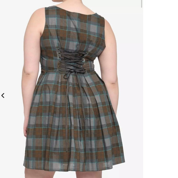 Hot Topic Plus Size‎ 4 Outlander Lace Up Back Tartan Plaid Pleated Mini Dress 4X - Picture 5 of 5